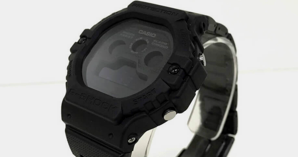 Часы CASIO G-Shock DW-5900 x Comme des Garçons
