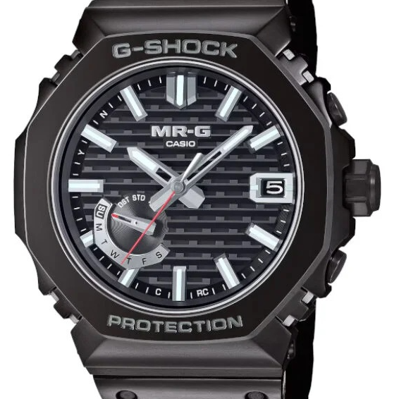 G-Shock MRG-B2100B G-Shock MRG-B2100B с полностью аналоговым дисплеем