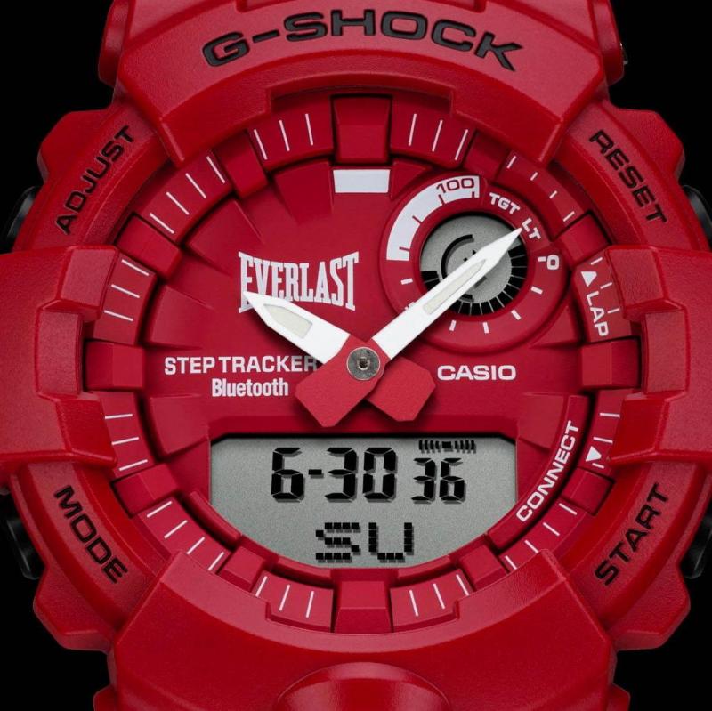 CASIO G-Shock GBA-800EL-4A - противоударные часы цвета боксерской перчатки (Everlast)