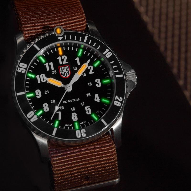 Дайверская сенсация к 30-летию LUMINOX: новые часы Sport Timer 0900 Series