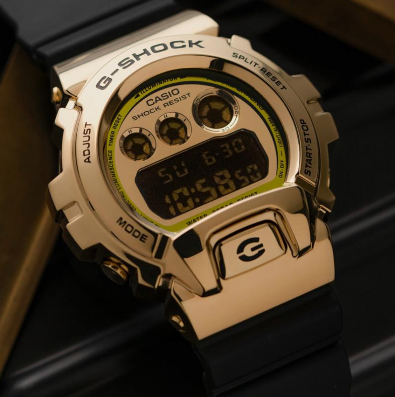 CASIO G-SHOCK GM-6900 с металлическим безелем: часы в ритме хип-хопа 1990-ых