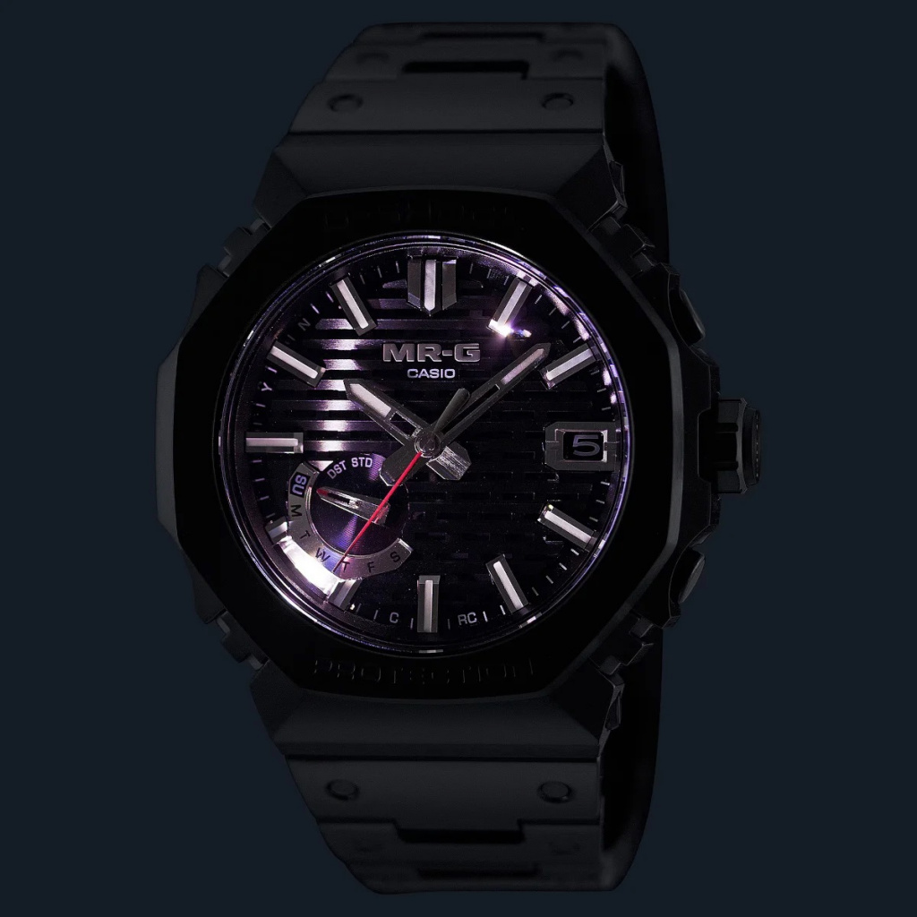 CASIO G-Shock MRG-B2100B LED-подсветка