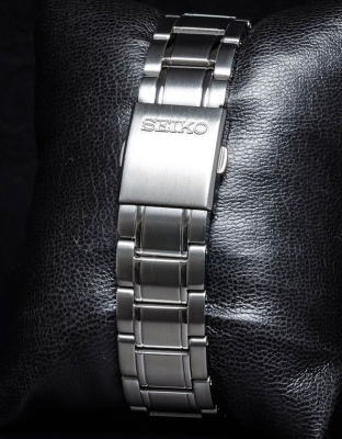 SEIKO SUR525P1